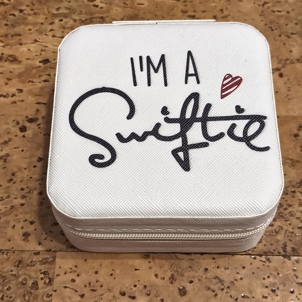 White 'I'm a Swiftie' Jewelry Box